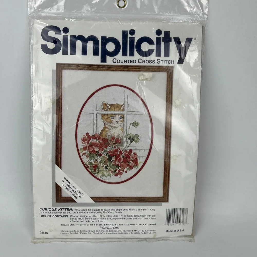 Simplicity Cross Stitch CURIOUS KITTEN Cat Flowers